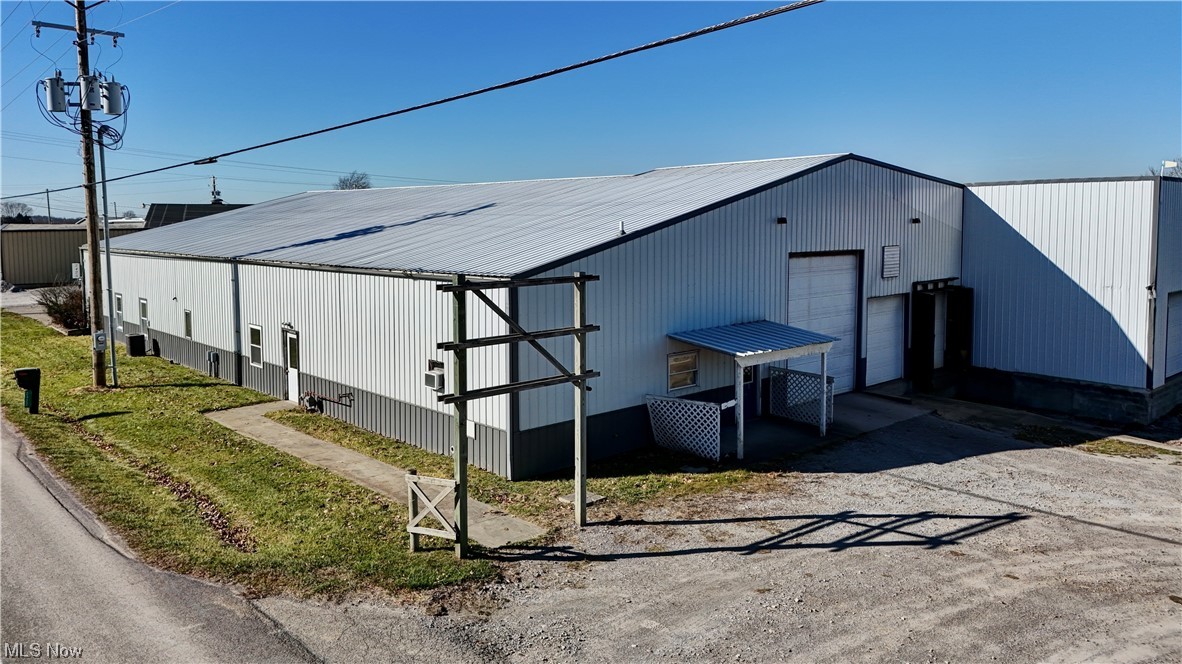 Paint - Commercial Lease