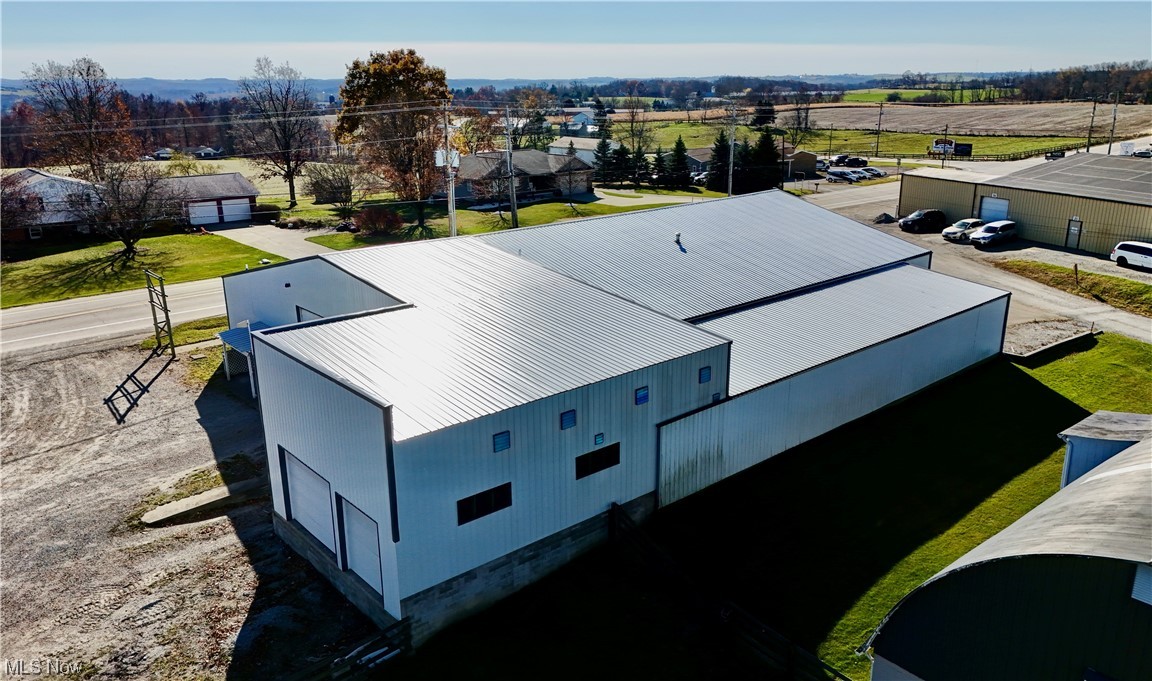 Paint - Commercial Lease