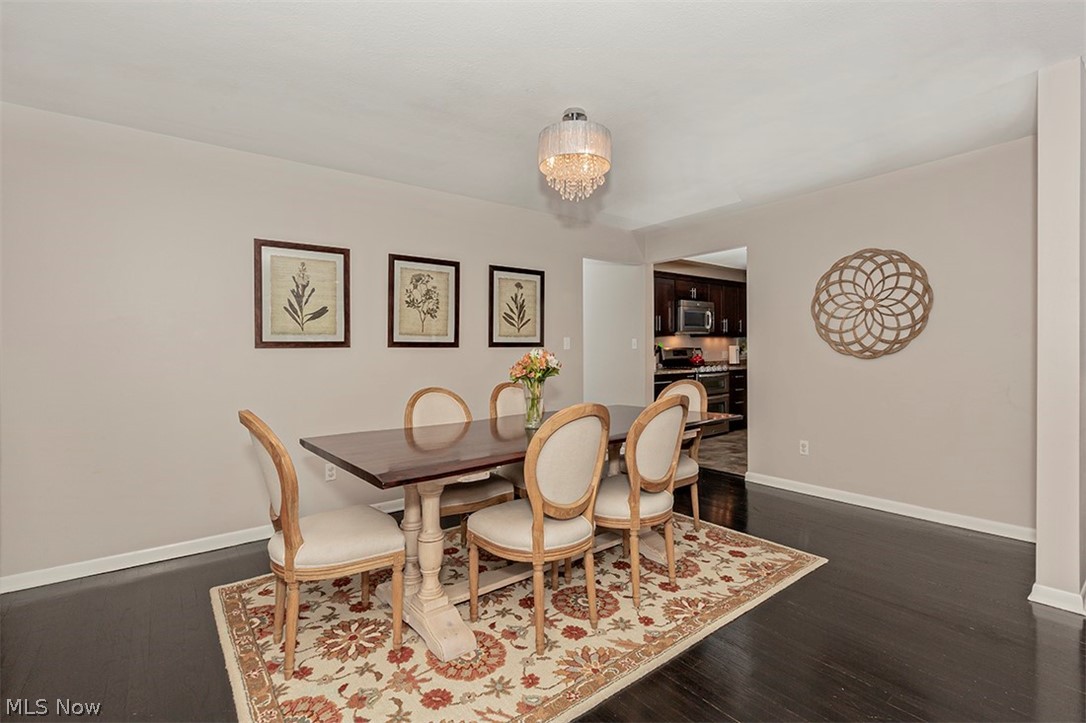 Williamsburgh Estates 02 - Residential