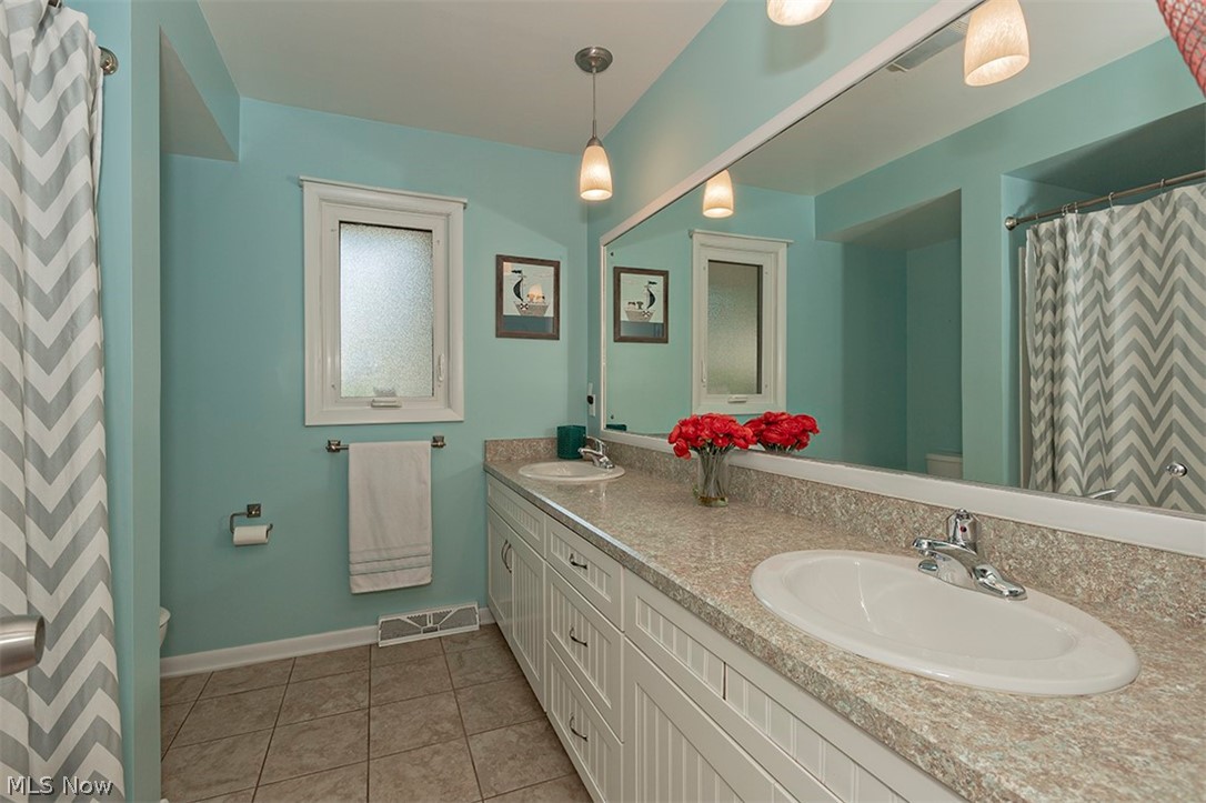 Williamsburgh Estates 02 - Residential