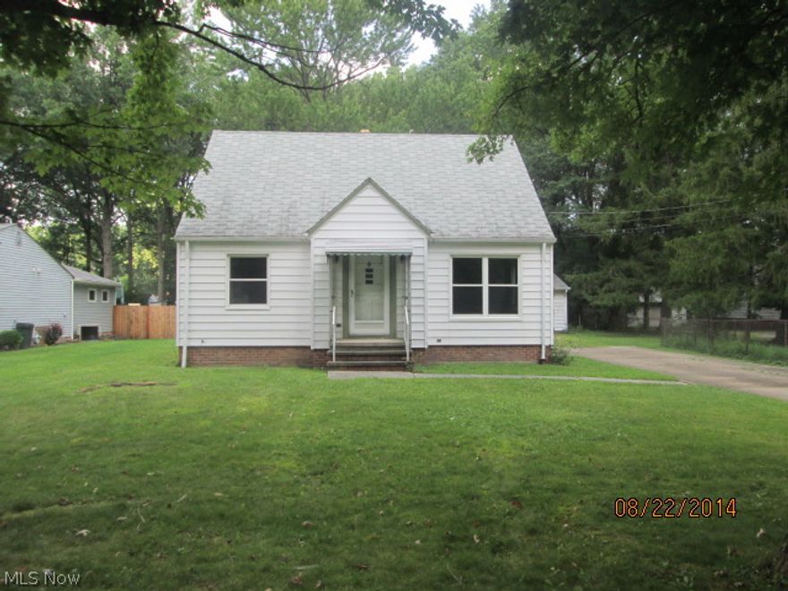 Great Opportunity with this Westlake Cape!! Over 1500 sq ft of Living Space!! 3 bedrooms, 2 full baths. Hardwood floors. Eat-in Kitchen. Plenty of storage in your full unfinished basement. Enjoy the fall temperatures from your enclosed backyard 3 season room and deck. 2 car detached garage. Large wooded lot!! Close to Restaurants, Shopping and Highways!!
This is a Fannie Mae HomePath Property.