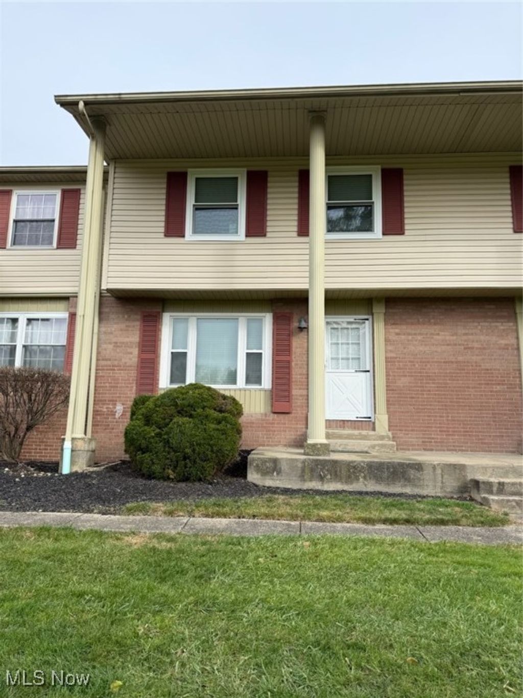 Photo of 195 Surrey Lane, Canfield, OH 44406 (MLS # 5176545)