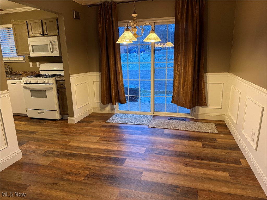 Carriage Hills Condo - Residential Lease