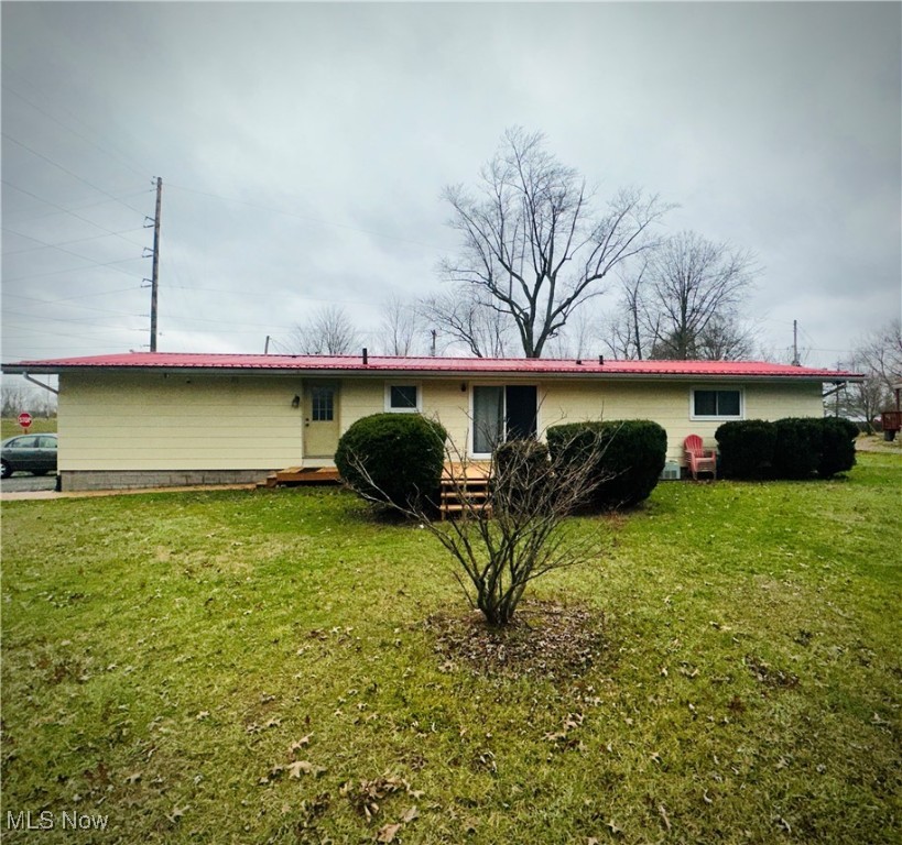 220 Gillmer Road, Leavittsburg, Ohio image 3