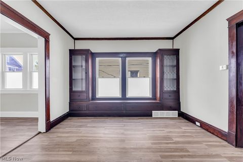 Tiny photo for 428 E 148th Street #1/DN, Cleveland, OH 44110 (MLS # 5190125)