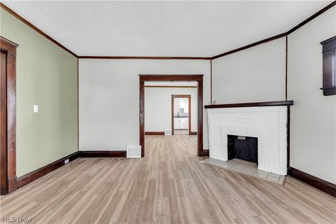 Tiny photo for 428 E 148th Street #1/DN, Cleveland, OH 44110 (MLS # 5190125)