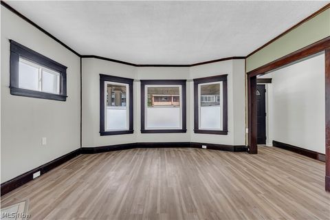 Tiny photo for 428 E 148th Street #1/DN, Cleveland, OH 44110 (MLS # 5190125)