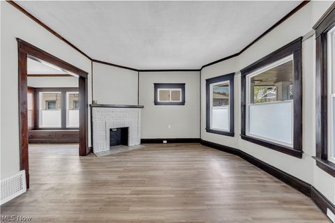 Tiny photo for 428 E 148th Street #1/DN, Cleveland, OH 44110 (MLS # 5190125)