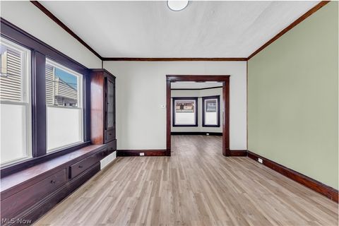 Tiny photo for 428 E 148th Street #1/DN, Cleveland, OH 44110 (MLS # 5190125)