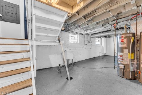 Tiny photo for 428 E 148th Street #1/DN, Cleveland, OH 44110 (MLS # 5190125)