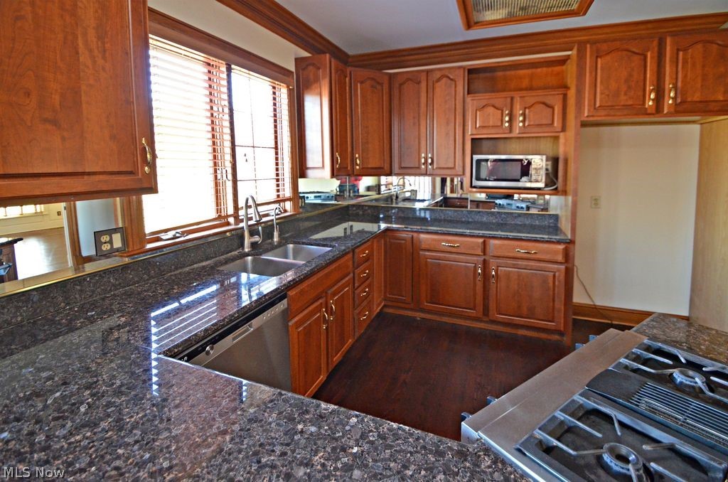 Chamberlin Place - Residential Lease