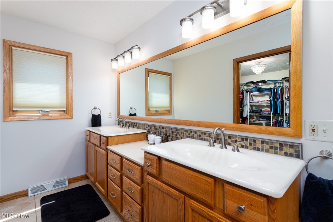 2616 Bethany Lane, Hinckley, Ohio image 21