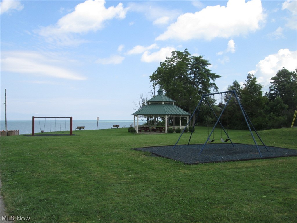 Monterey Bay - Residential