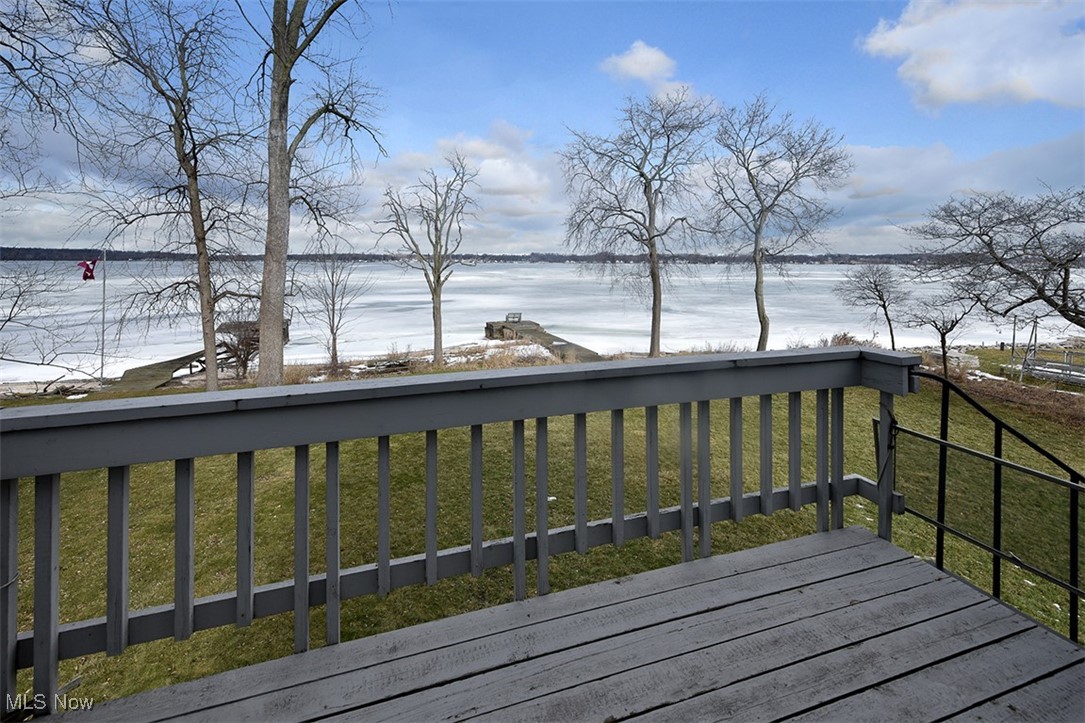3564 S Memorial Shoreway Drive, Marblehead, Ohio image 5