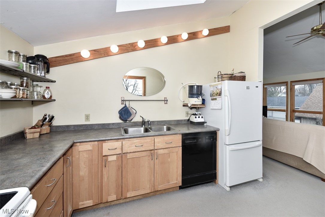 3564 S Memorial Shoreway Drive, Marblehead, Ohio image 10