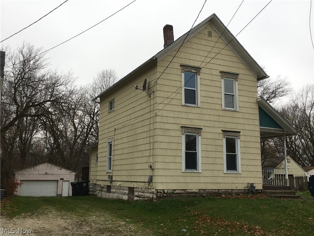 Newly Remodeled 4 bd 2 ba house. Central A/C, Fridge, Stove, Dishwasher, Dryer, Washer Included, Large yard, sealed basement, Rear Deck, Professionally Managed. NO SECTION 8