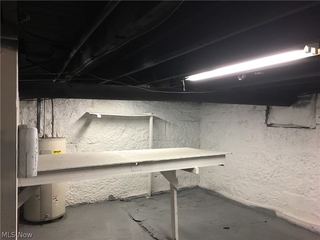 Voris - Residential Lease