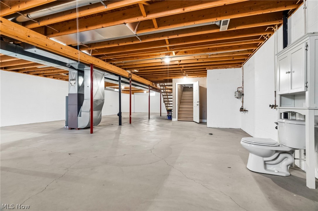 Knights Xing 01 - Residential