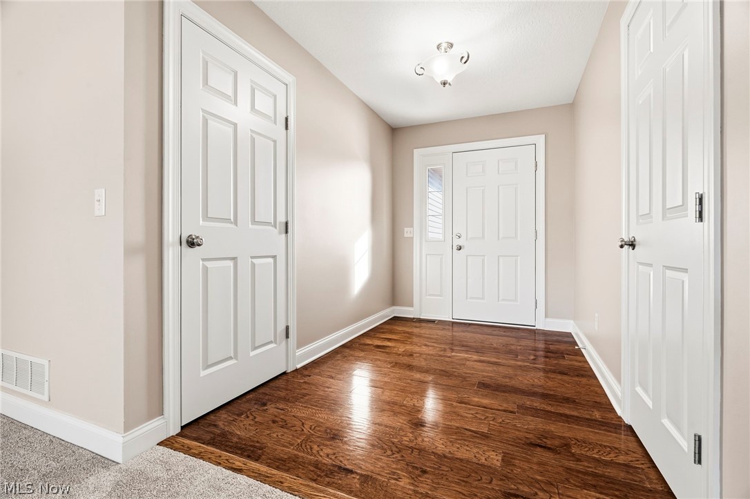 Knights Xing 01 - Residential