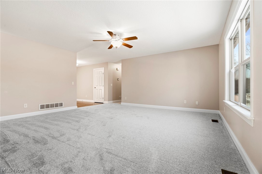 Knights Xing 01 - Residential