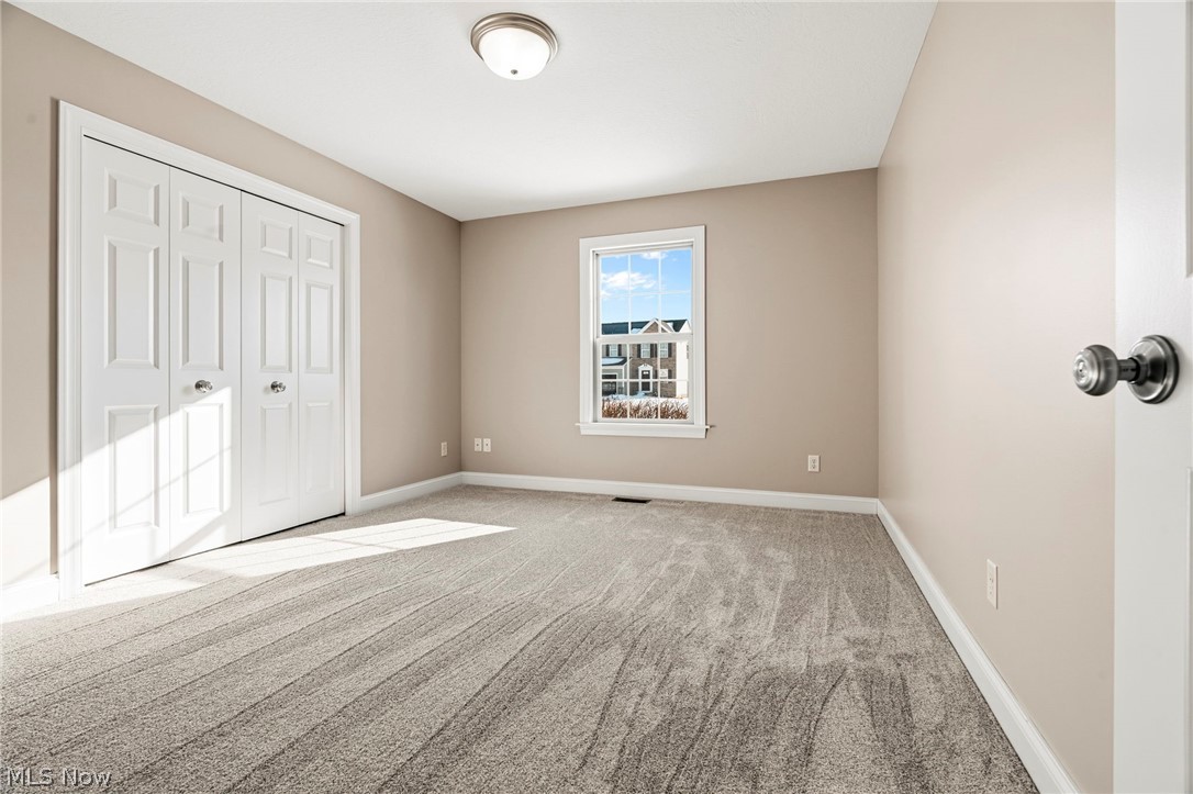 Knights Xing 01 - Residential