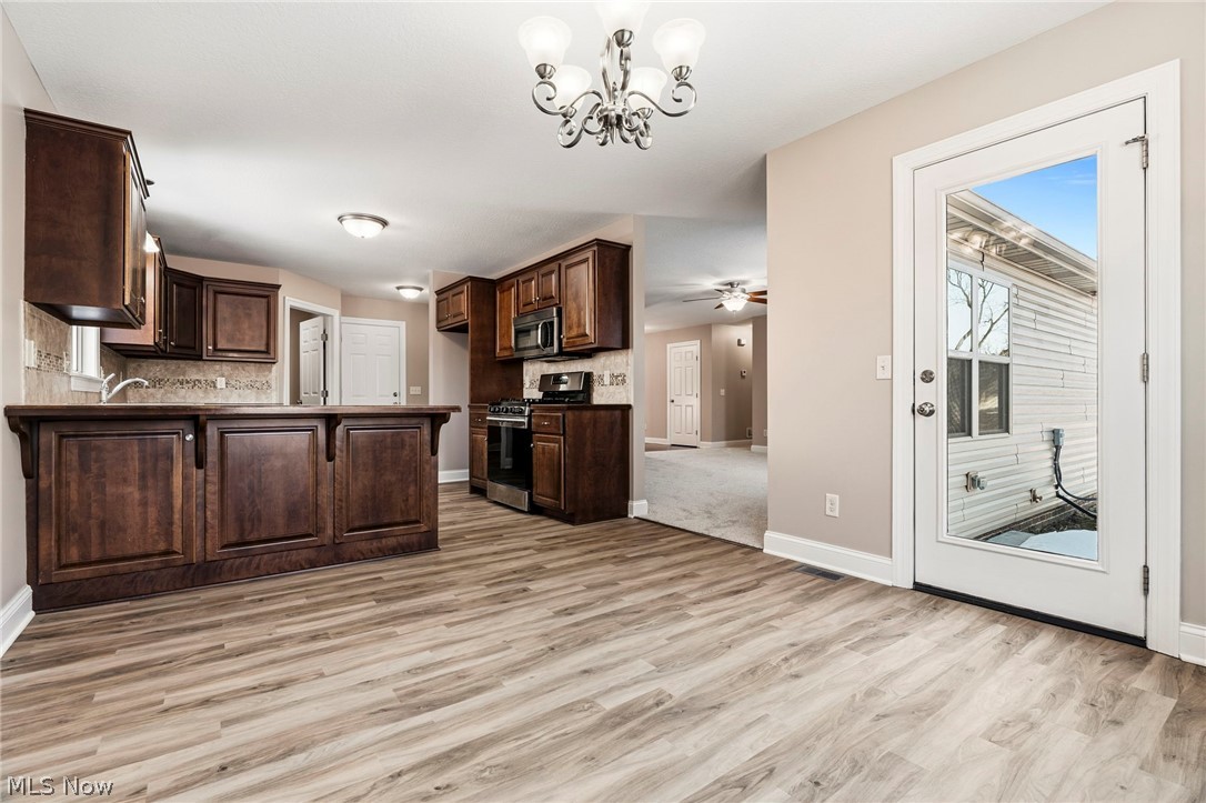 Knights Xing 01 - Residential