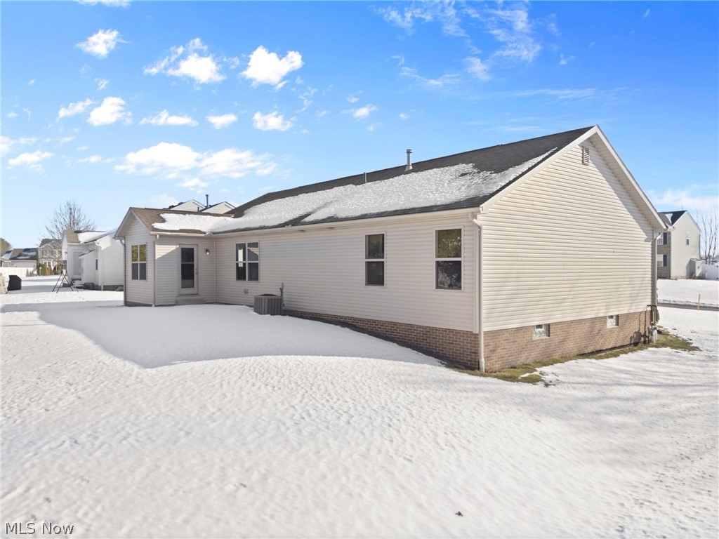 Knights Xing 01 - Residential