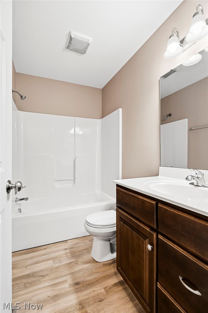 Knights Xing 01 - Residential