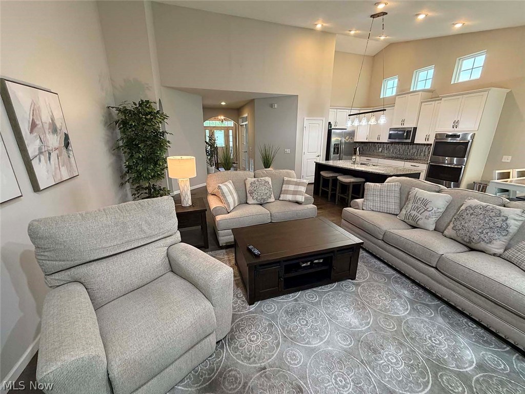 Emerald Estates 9 - Residential