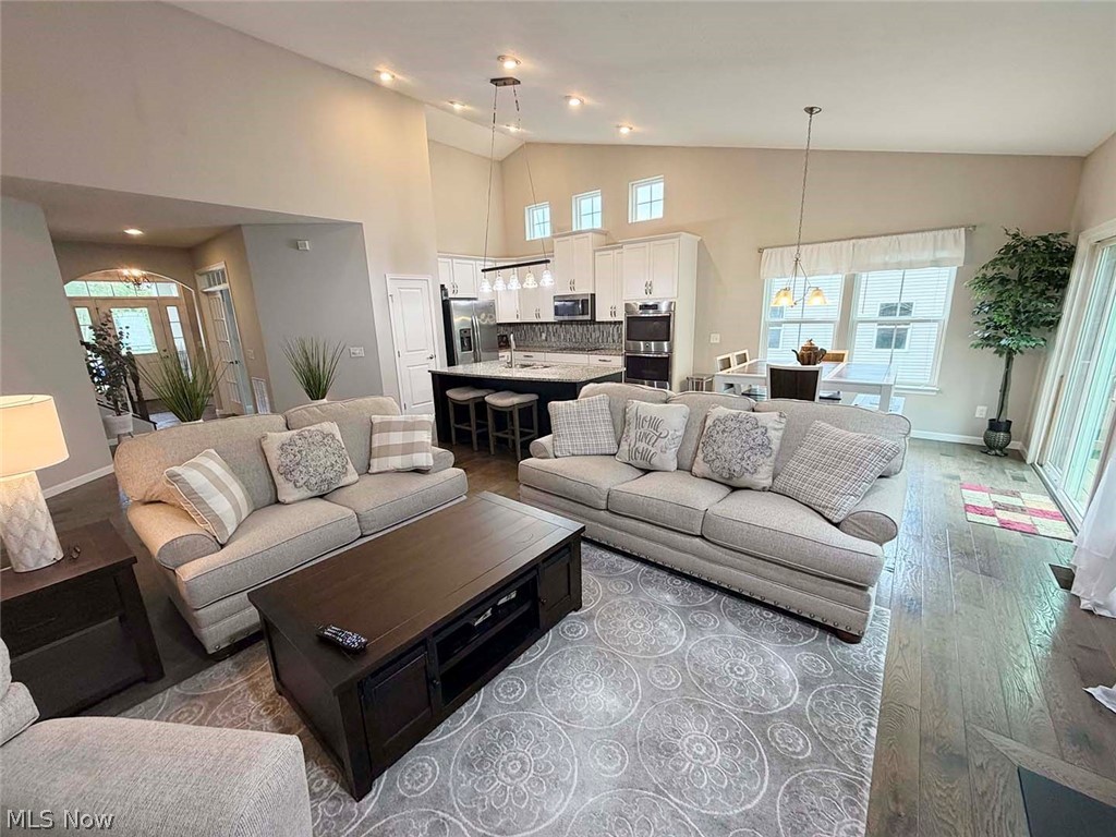 Emerald Estates 9 - Residential