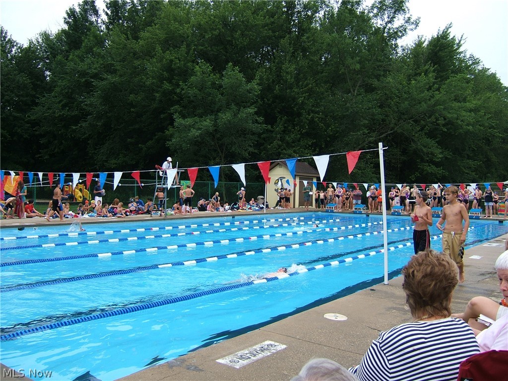 Aurora Shores - Residential