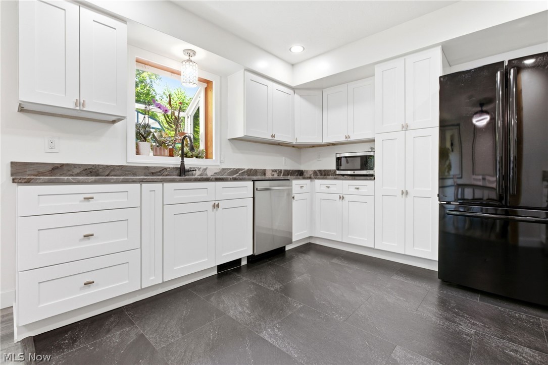 Mel Rose Drive - Residential
