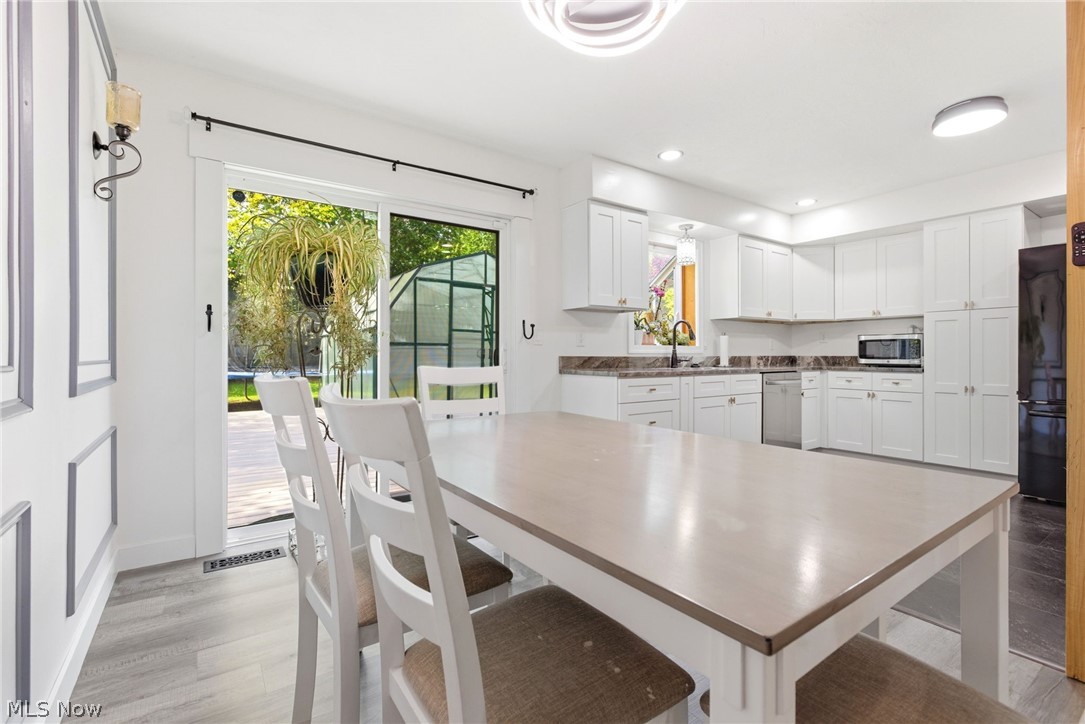 Mel Rose Drive - Residential