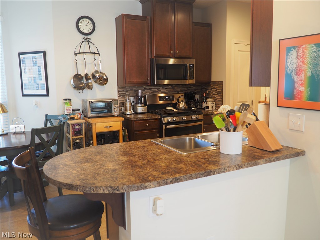 Enclave at Old Mill Pond/Phase 1 - Residential
