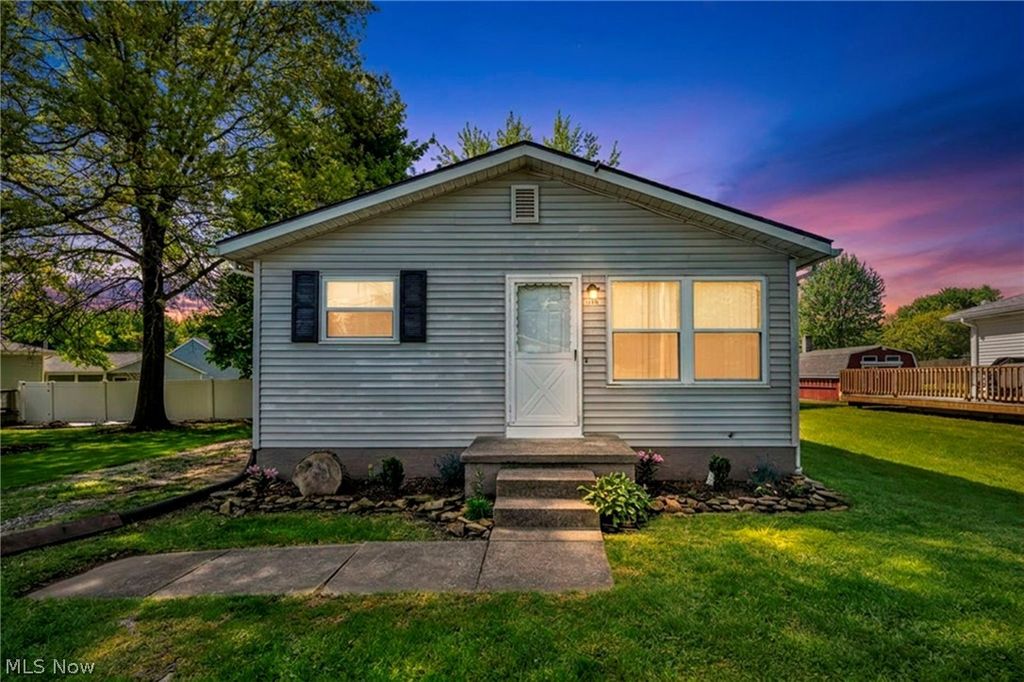 Photo of 1144 Noble Street, Barberton, OH 44203 (MLS # 5208862)