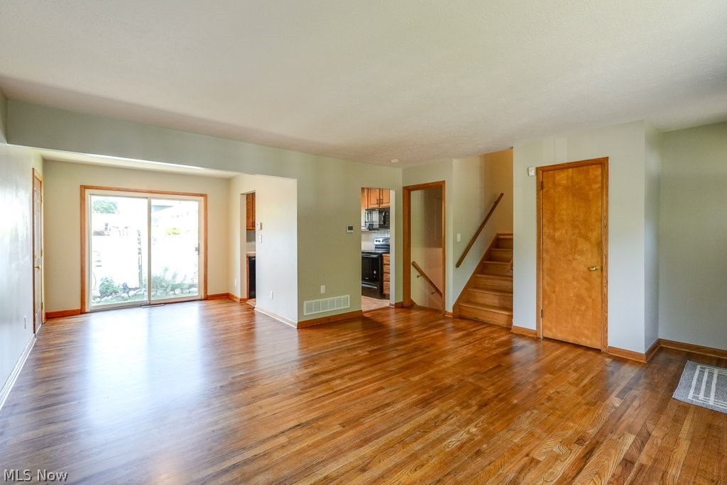 Hiwood Heights - Residential