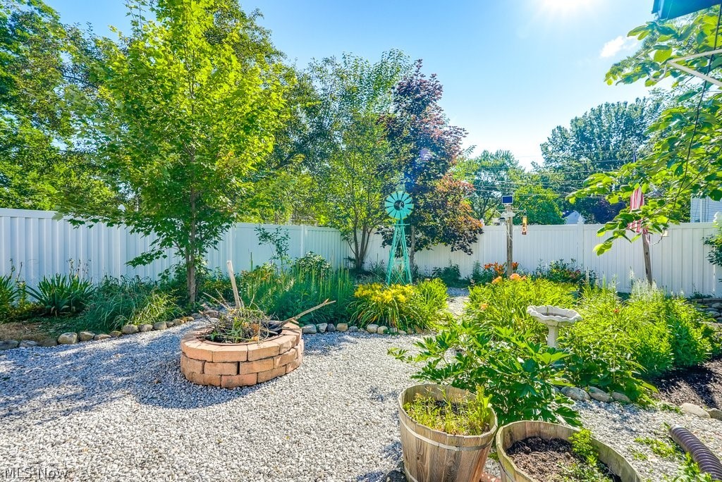 Hiwood Heights - Residential