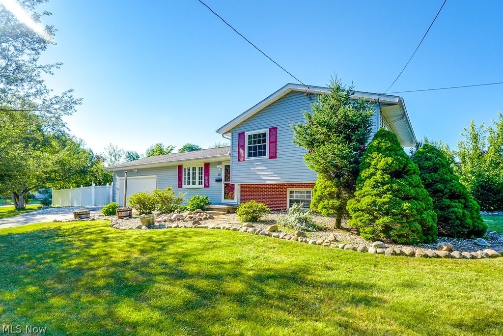 Hiwood Heights - Residential