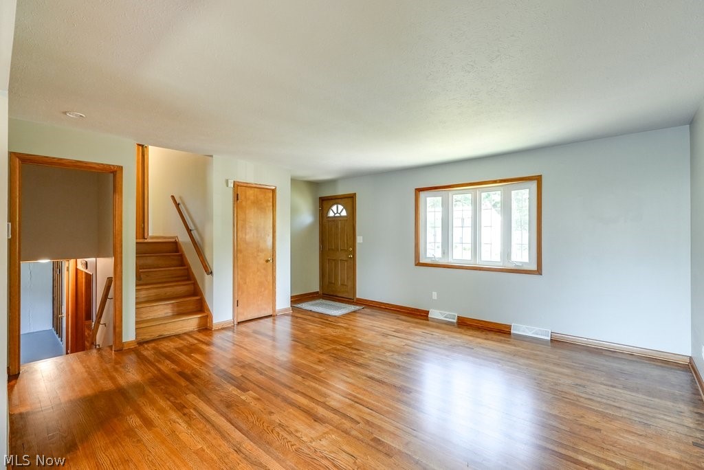 Hiwood Heights - Residential