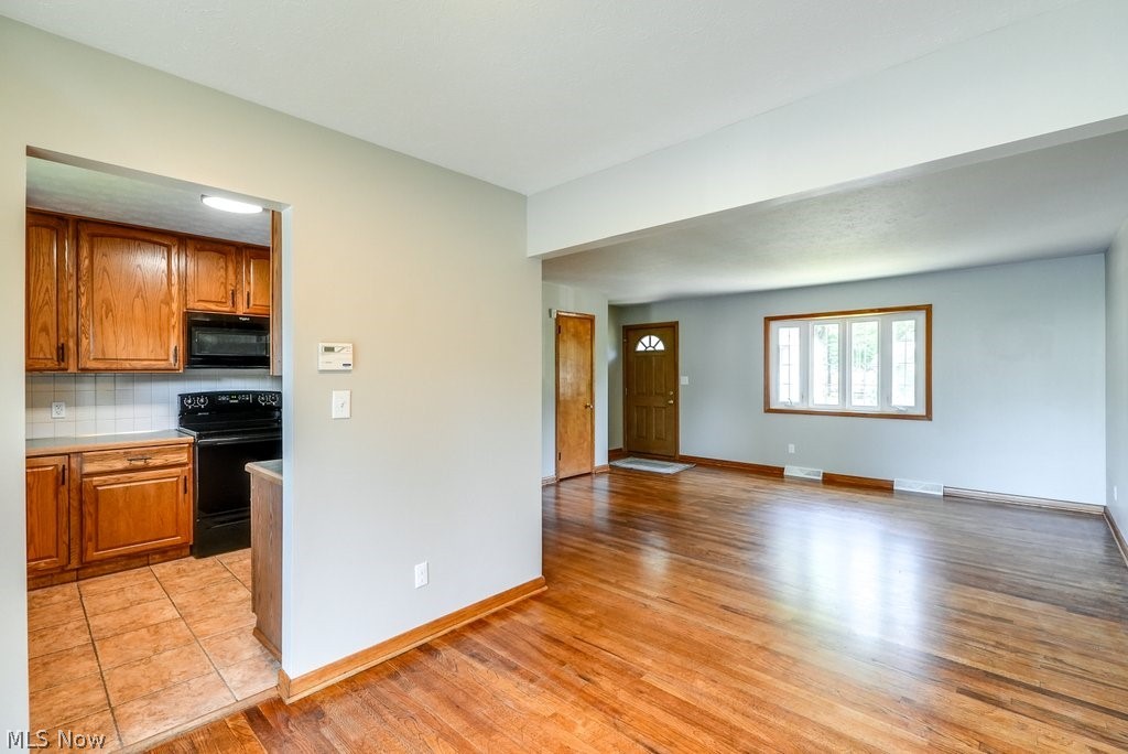 Hiwood Heights - Residential