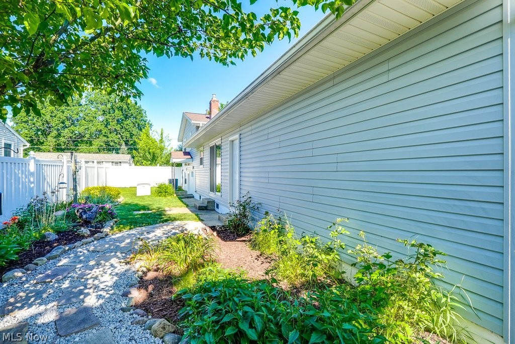Hiwood Heights - Residential