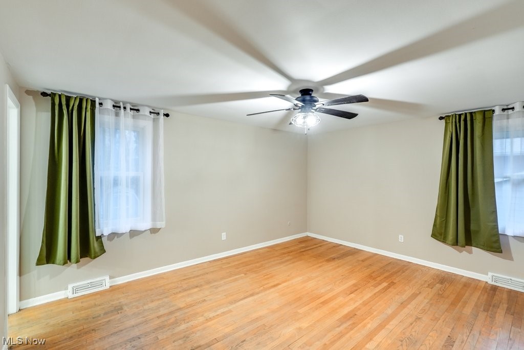 36525 Timberlane Drive, Solon, Ohio image 23
