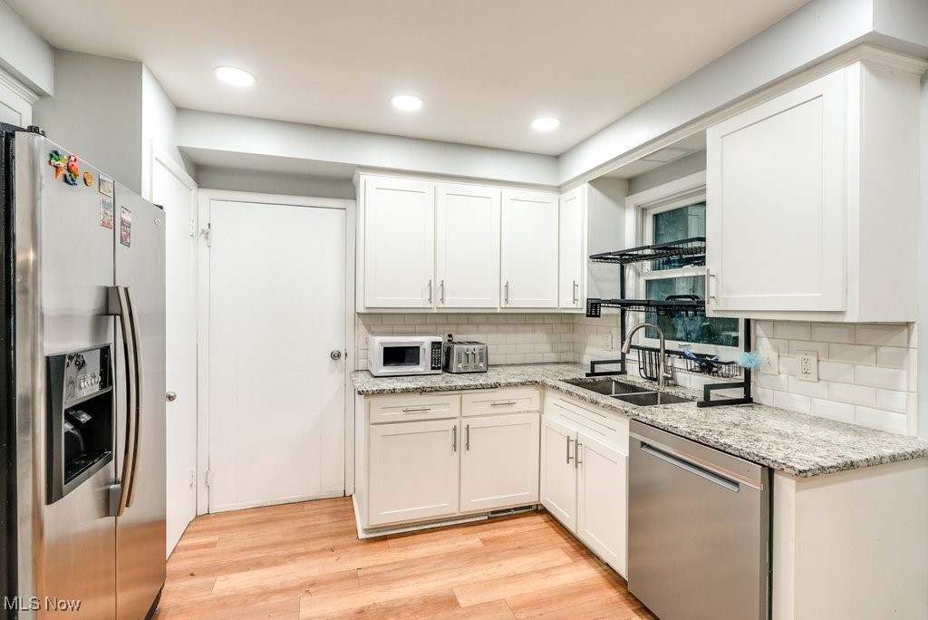36525 Timberlane Drive, Solon, Ohio image 3