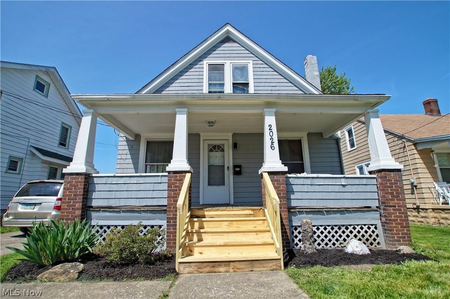 Look no further than this quaint cape cod! This home offers 3 bedrooms, 1 full bath, single car detached garage and a freshly painted front porch. Updates include new kitchen cabinets and kitchen floor (2022), newer roof, newer furnace, painted exterior and front porch steps. Schedule your showing today!