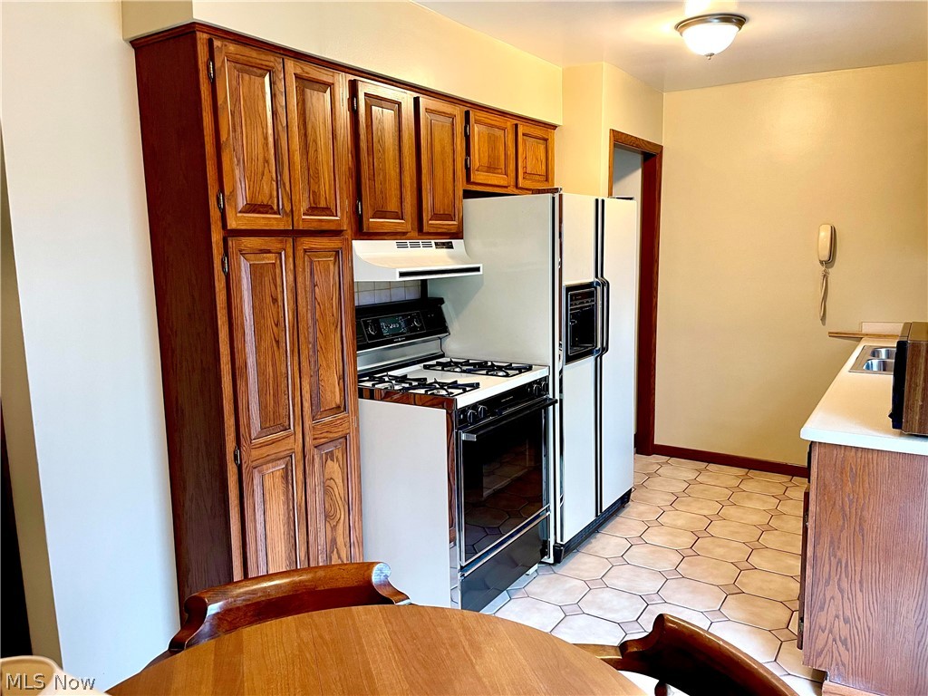 Brookpark Mdws 01 - Residential