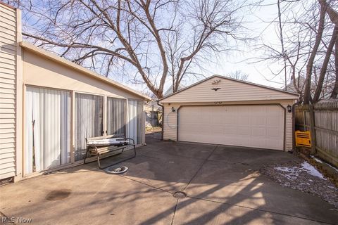 Tiny photo for 3655 W 48th Street, Cleveland, OH 44102 (MLS # 5190200)
