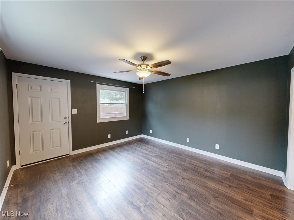 2953 Cory Avenue, Akron, Ohio image 17