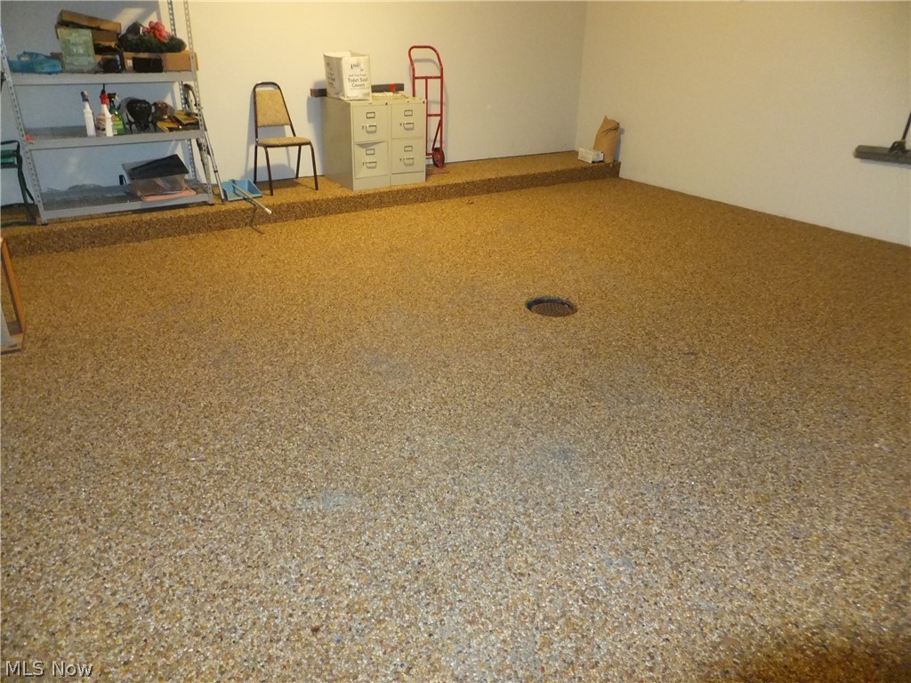 Windward Hills Condo - Residential