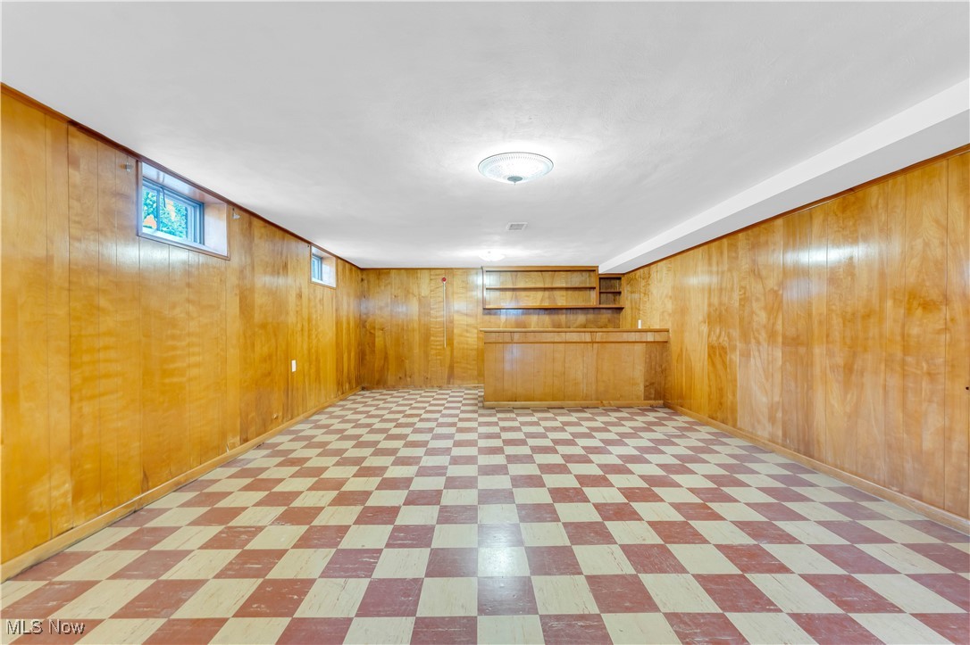 4303 Sheraton Drive, Parma, Ohio image 15