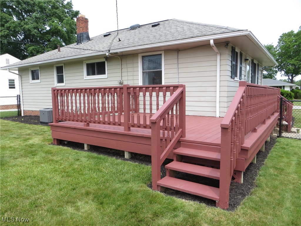 11141 Schwab Drive, Parma, Ohio image 7